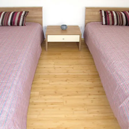 Διαμέρισμα Andjelka-2 By Interhome Τρογκίρ